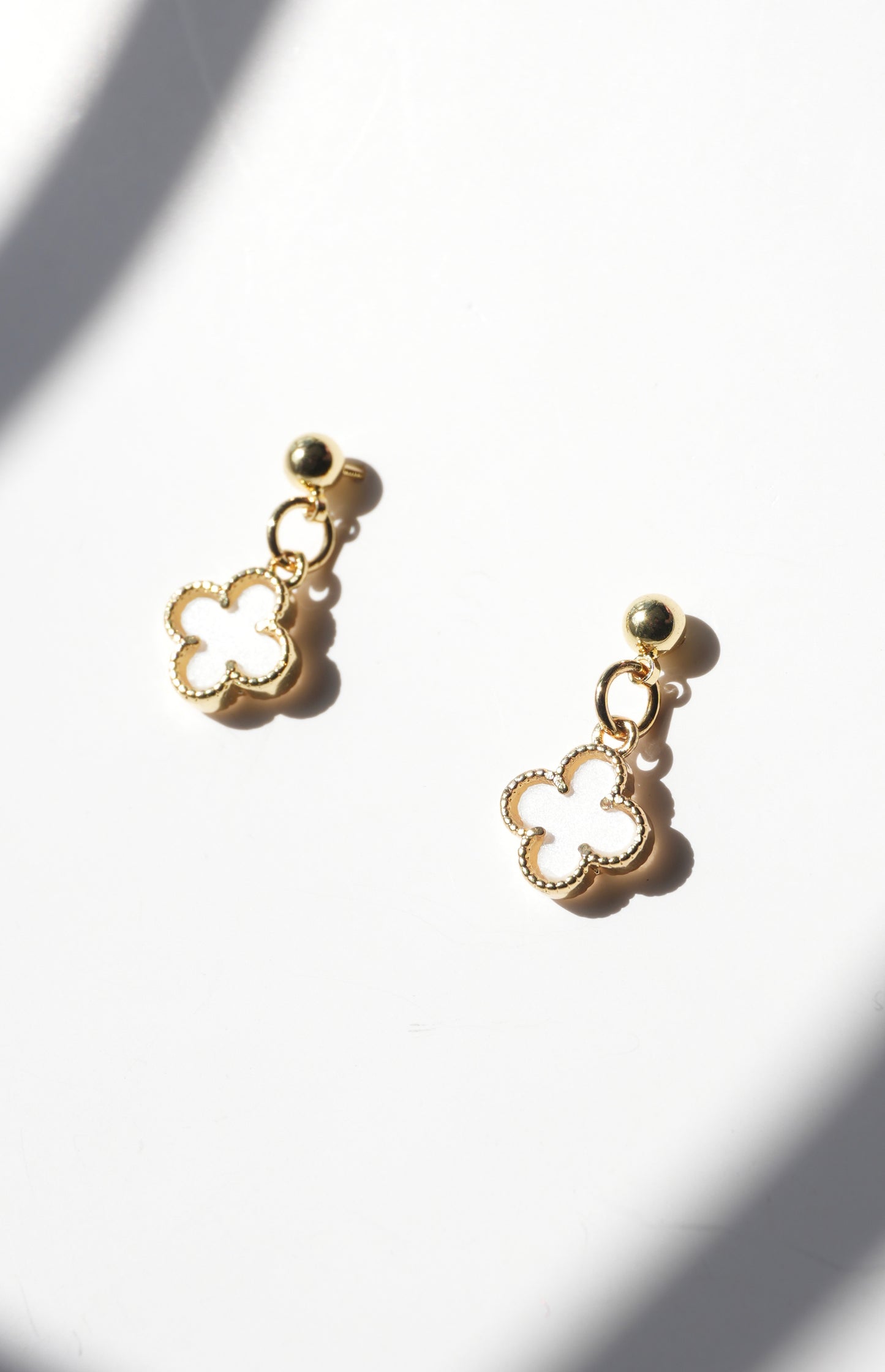 Aretes Clover Blanc Petit