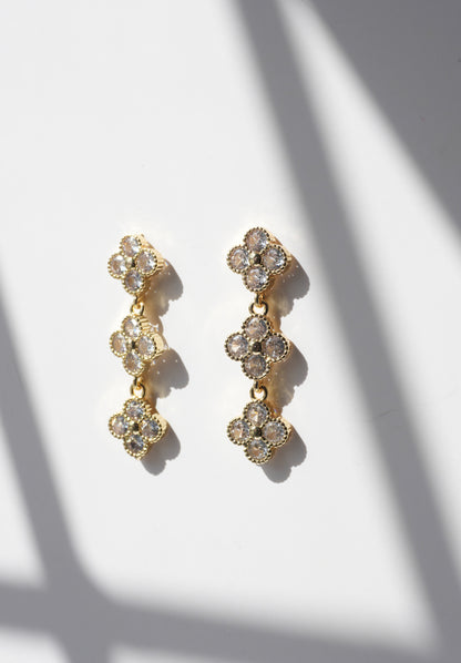 Aretes Clover Triple