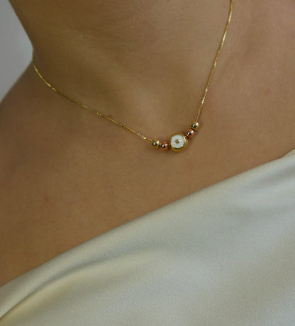 Collar Talismán Lumière Tricolor 🤍✨