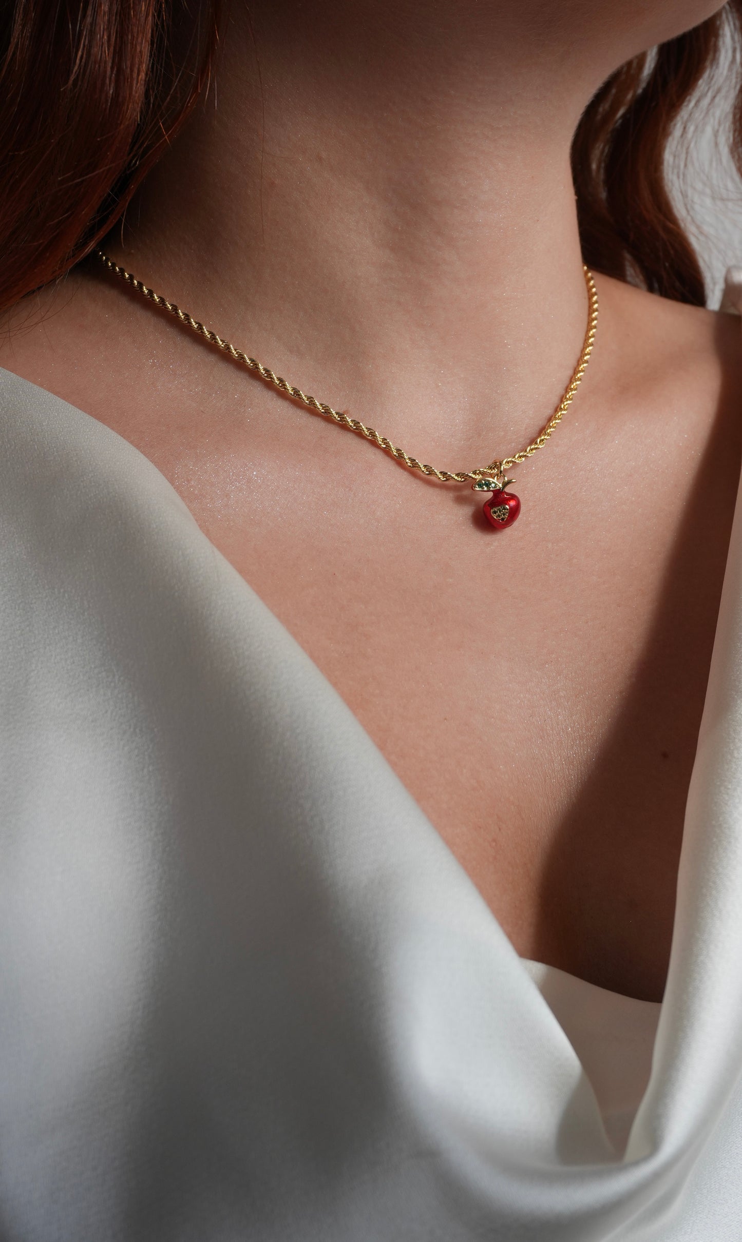 Collar Apple 🍎✨